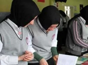 İmam hatip liselerine 'zorunlu' yeni dersler
