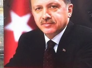 İstanbul'da ilginç Erdoğan afişi