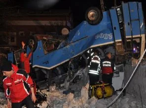 Kayseri'de trafik kazası: 9 ölü