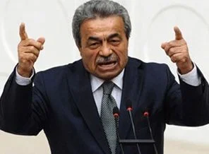 Mecliste Arınç-Genç atışması