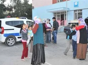 Meyve suyundan zehirlendiler