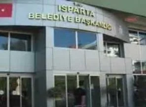 MHP'li Isparta Belediyesi'ne haciz kondu