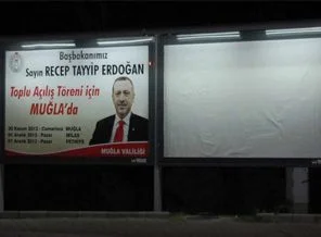 Muğla'da Başbakan öncesi 'etek boyu' tartışması