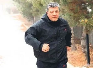 Mustafa Balbay: Koşmak bedenin kitap okuması gibi