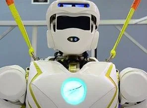 NASA'dan 1.90'lık insansı robot