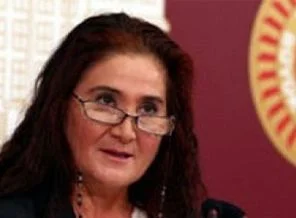 Sabahat Akkiraz: CHP'de şoklara hazır olunmalı