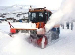 Siirt'te 6 ilçe ile 180 köyün yolu kapandı