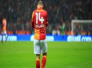 Sneijder M.United'a resmi cevabı verdi!