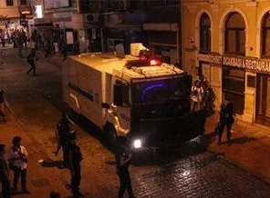 Taksim'de polis müdahalesi!