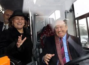 Topbaş ile Sabancı'nın otobüs pazarlığı