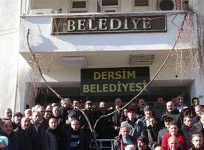 Tunceli Belediyesi'ne 'Dersim' tabelası