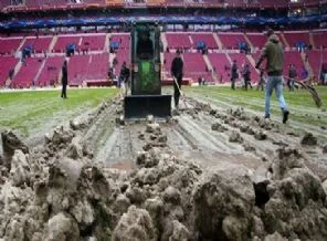 UEFA'dan, G.Saray'a tehdit