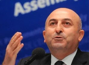 Yeni AB Bakanı'ndan Füle'ye yolsuzluk yanıtı