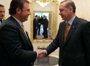 Yiğit Bulut AK Part'den ayrılıyor mu?