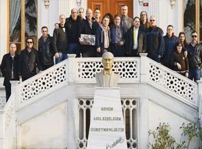 40 yıl sonra aynı 'Hababam' pozu
