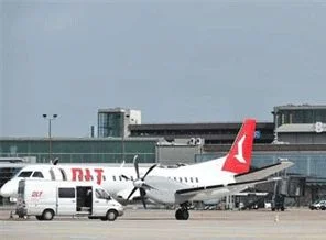 Almanya'da havaalanında UFO kaosu