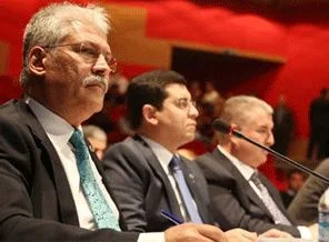 Antalya Belediyesi'nde yolsuzluk gerilimi