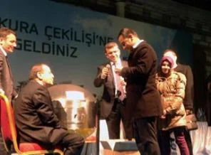 Bahçeşehir'de memurlara kurayla ev