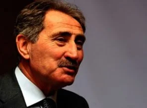 Başbakan konuşurken Ertuğrul Günay ilginç bir tweet attı!