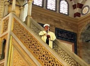 Bugün bütün camilerde bu hutbe okundu!