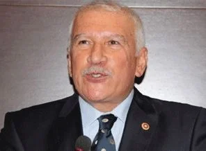 CHP'li Özgümüş: O iki aday, CHP için onursuzluktur
