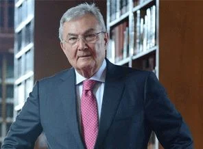 Deniz Baykal'dan AK Parti-Cemaat gerilimi açıklaması