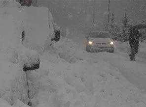 Doğu'da 609 köy ve 336 mezraya ulaşım kesildi