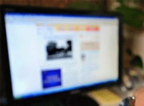 Eczacıbaşı'ndan internet düzenlemesine tepki