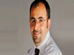 Emre Uslu AK Parti'nin oy oranı için iddiaya girdi