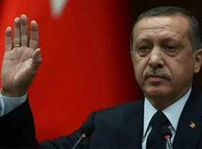 Erdoğan'dan cemaati eleştiren gazetecilere: Müsadenizle o kadar da değil!