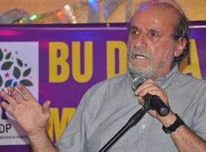 Ertuğrul Kürkçü: MİT rutin olarak silah kaçakçılığı yapıyor