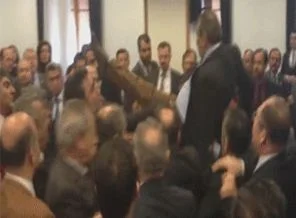 Eski YARSAV Başkanı: İlk kez Meclis'te dayak yedim