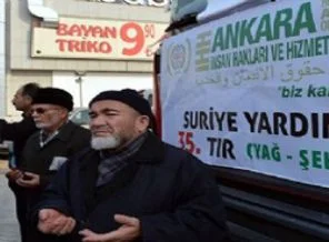İHH'dan Suriye'ye 5 tır yardım