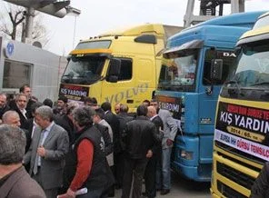 İHH'dan Suriye'ye 6 TIR'lık yardım