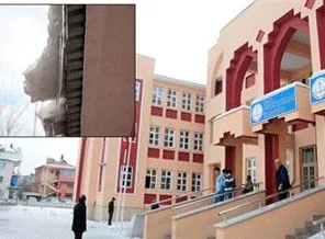 İlkokulda feci ölüm