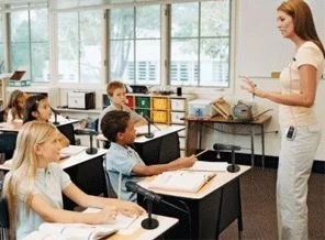 'İşitme kaybı olan öğrenciler dersi nasıl dinliyor?'
