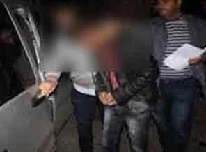 İz bırakmamak için giydiği çorap yakalattı