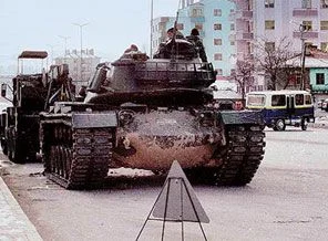 Komutan Sincan'da tank'ın ayrıntılarını anlattı