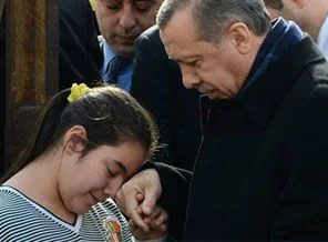 Küçük kız cuma çıkışı Erdoğan'ı yakaladı ve...
