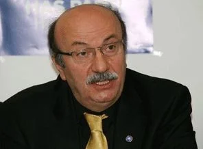 Mehmet Bekaroğlu adaylığını açıkladı: Rakibim Erdoğan