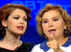 Nazlı Ilıcak ile Nagehan Alçı'nın kucak kavgası - Video