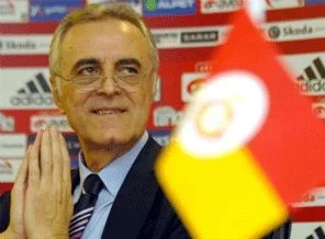 Özhan Canaydın iflas etti