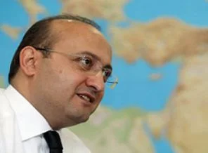'Paralel yapı çırpındıkça batıyor'