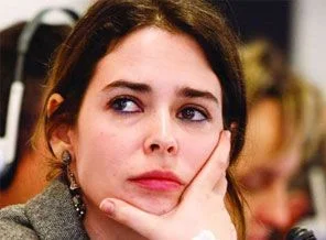 Pelin Batu: Bu hükümetin eli öpülür