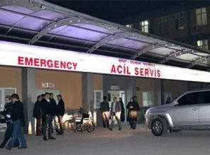 Polis memuru hemşire eşini başından vurdu