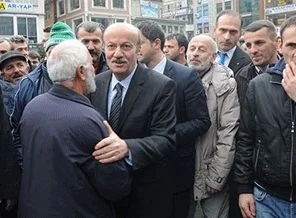 Rize'de Mehmet Bekaroğlu'na, Tayyip Erdoğan tepkisi