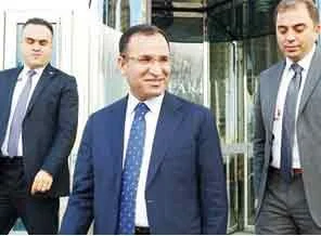 Seçim öncesi hükümetten 'duble demokrasi paketi'