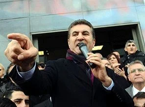 'Sırrı Süreyya yürekten söylemedi'