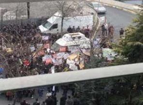 Sivil Dayanışma Platformu'ndan Zaman Gazetesi'ne protesto