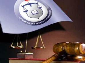 Sözüer: Cumhurbaşkanı HSYK'yı fesh etmeli